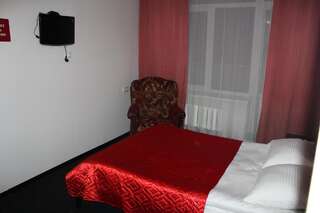 Гостиница KIK7 Пушкино Стандартный двухместный номер с 1 кроватью или 2 отдельными кроватями-4